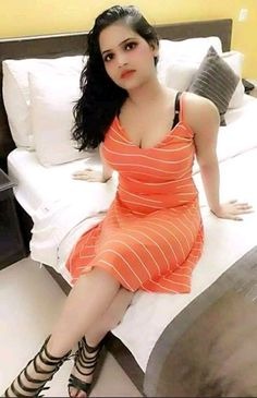 VIP hot girls hotel and home safely service 24hr available photo 3