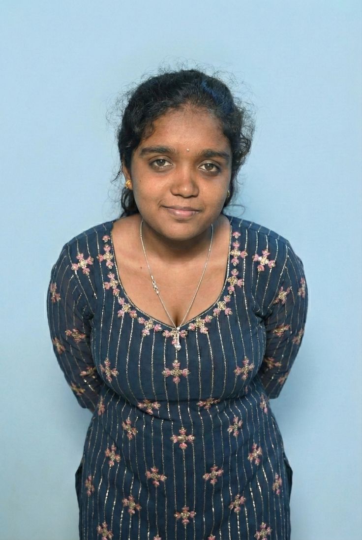 College girl housewife local madam and aunty available low rate  photo 3