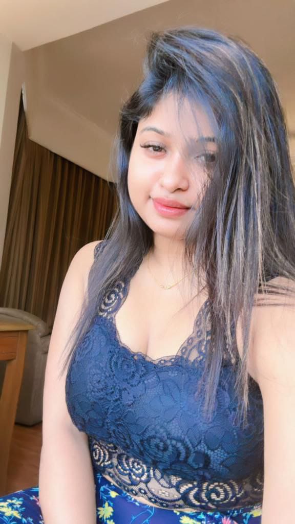 Miss suhani  photo 2