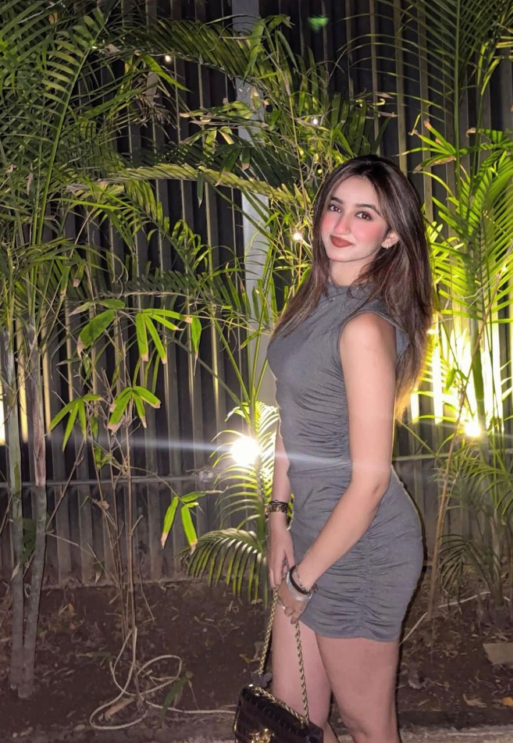 College independent girl ass fucking and kissing not allowed photo 5