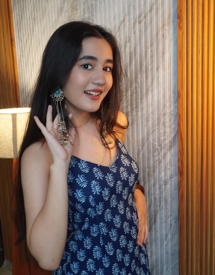 Hot girl 🥵 photo 5