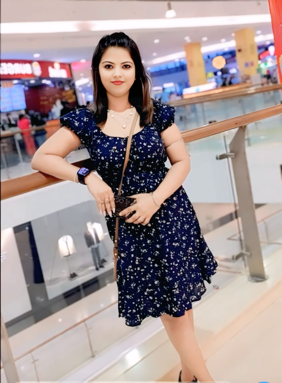 100% real genuine sex providing by us . photo 4