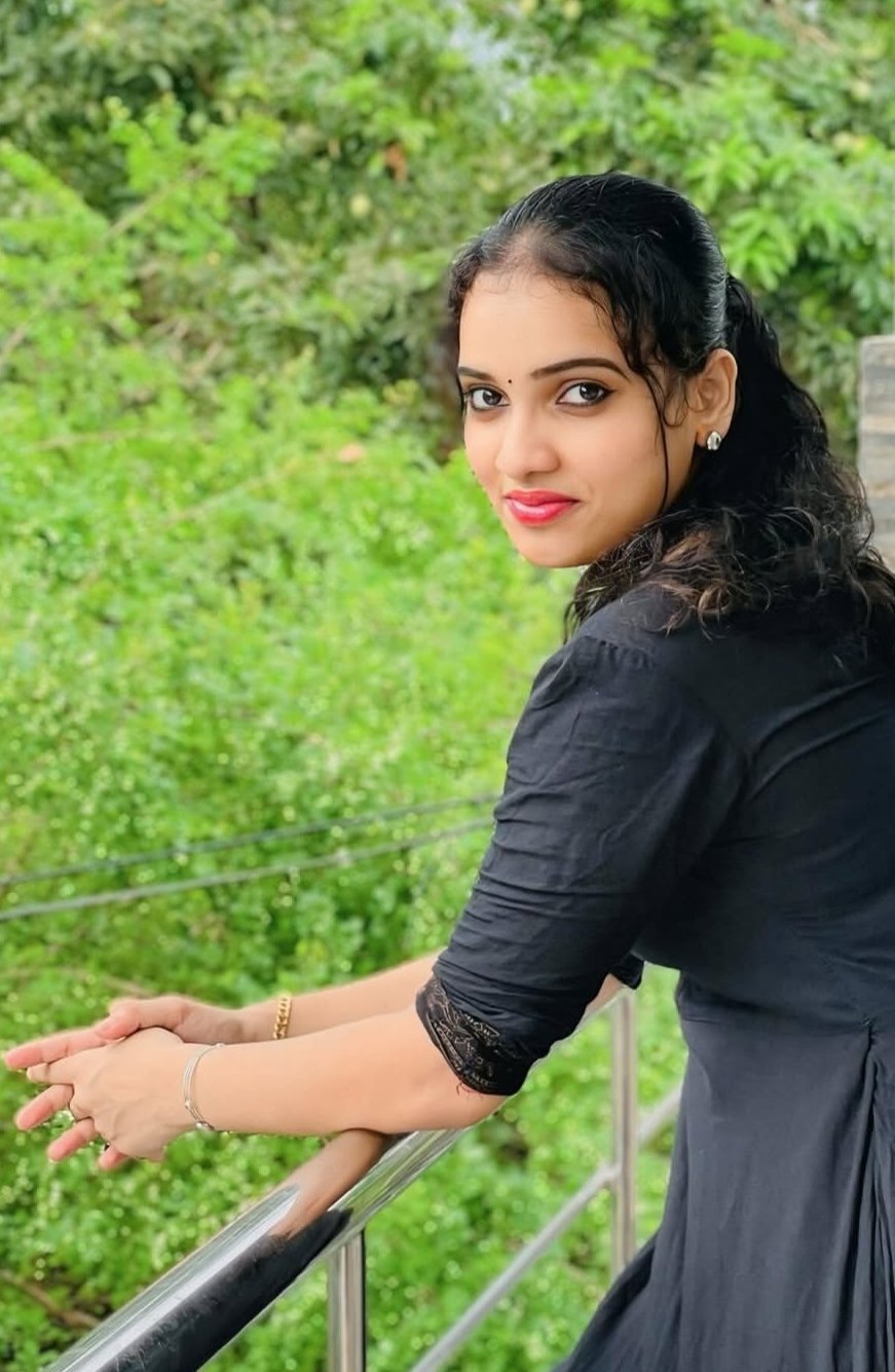 All girls Bengali local college girl housewife all available direct na photo 4