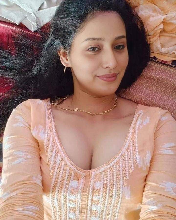 Banaaskantha high profile collage girl available for call girl service photo 3