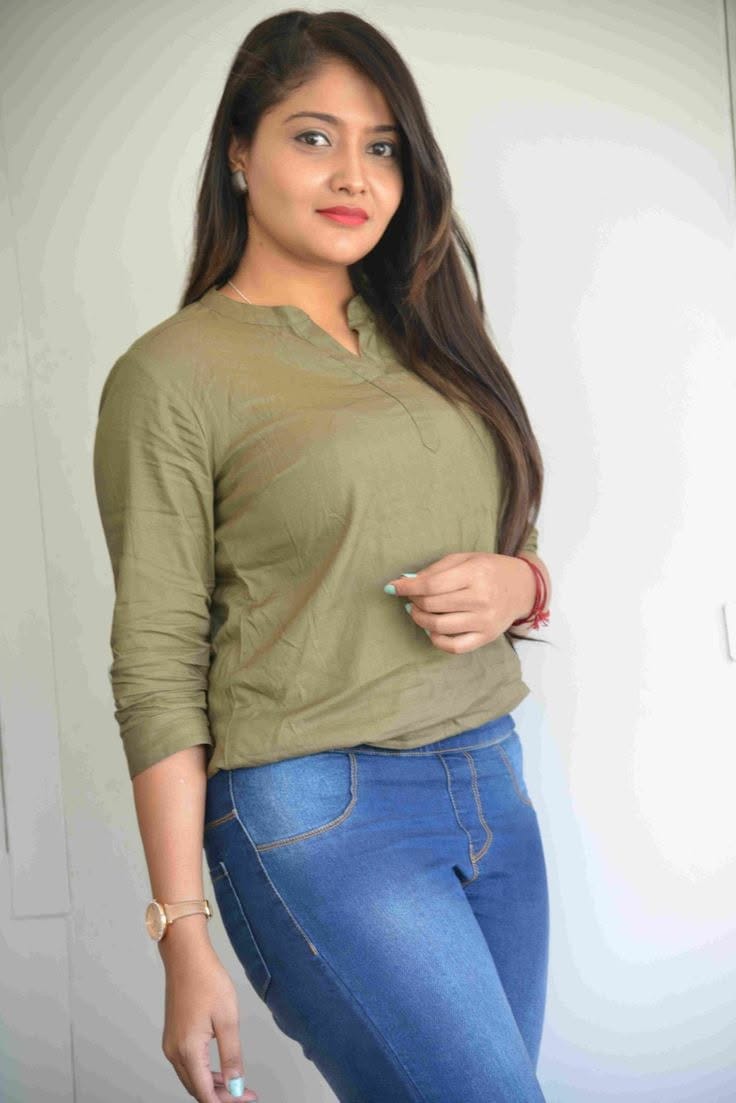 Malviya Nagar best VIP high profile call girl available Today  in Malviya Nagar