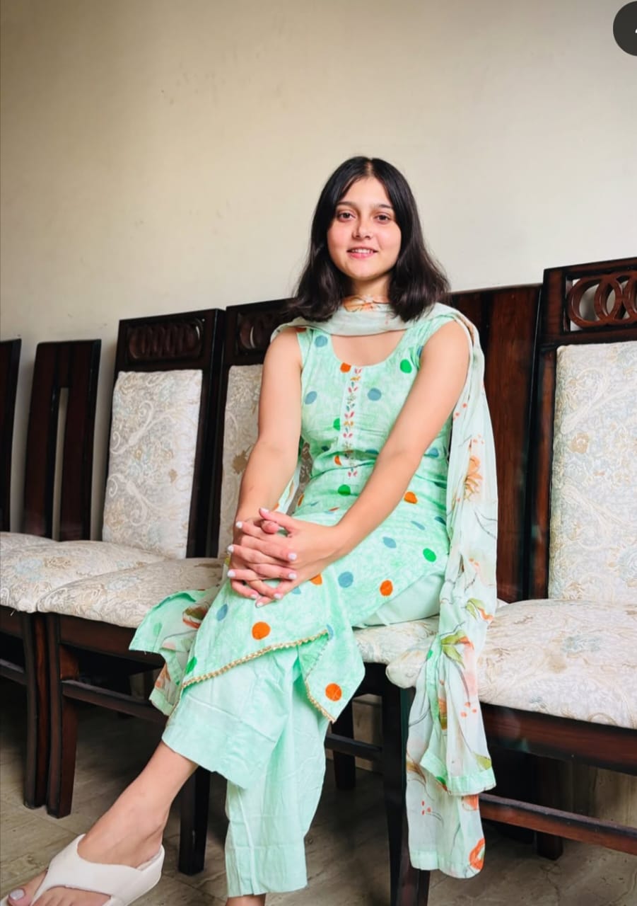 Madhya Delhi VIP service all area available photo 4