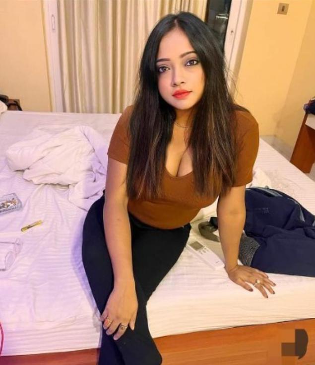 Porbandar ✅❤️ college girl service available independent in Porbandar