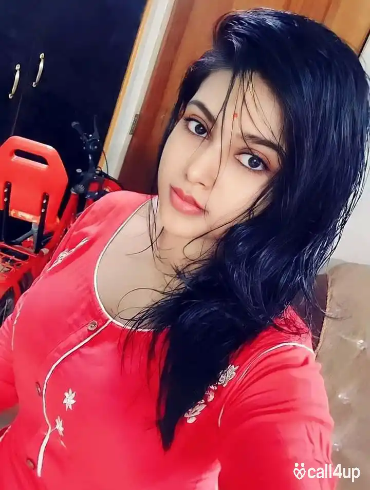 Nandani Patel call girl escort service full enjoy in Barddhaman