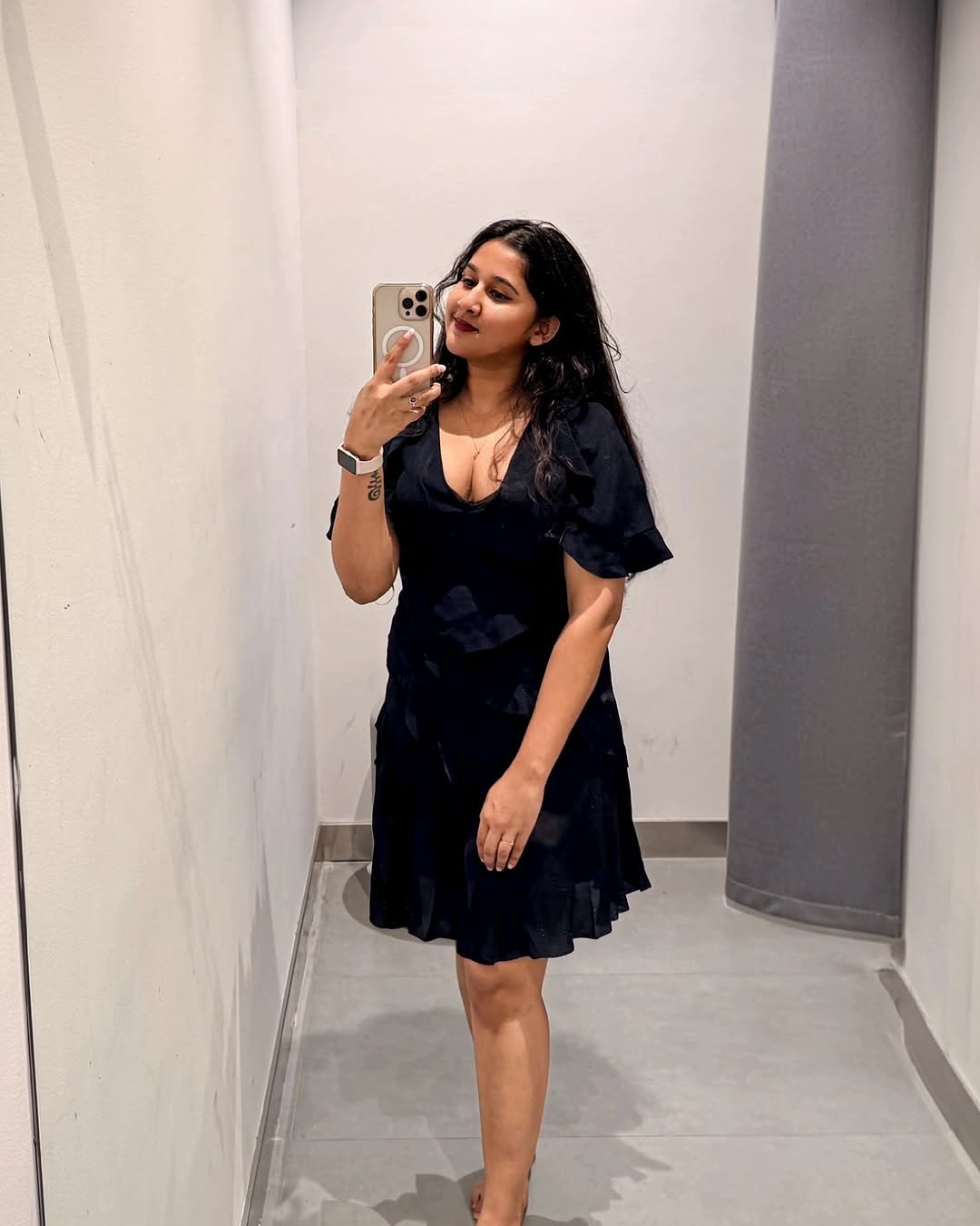 Khar Escort Service Without Condom BloJob Sex Call Girls In Mumbai photo 8