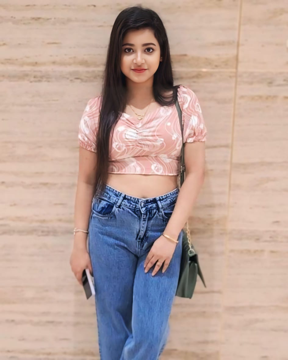 LOW PRICE UNLIMITED SHOTS AND ALL TYPES SEX ALLOWED HIGH Dwarka photo 4