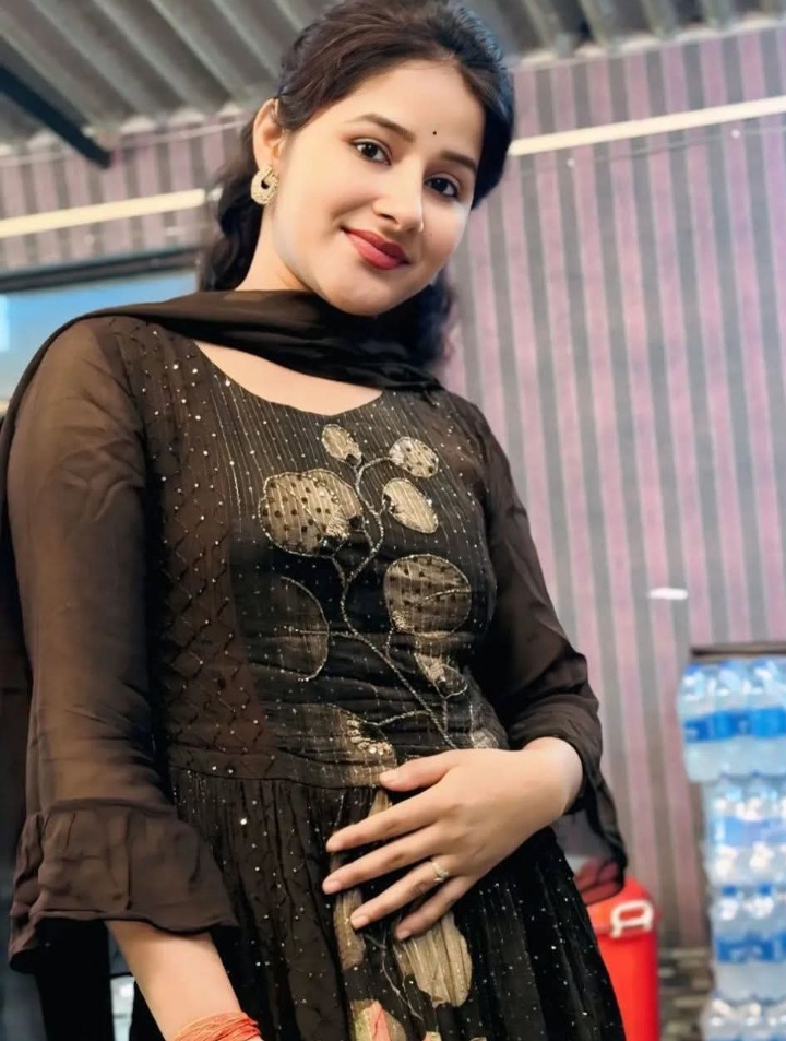 VIP  girl  low price High Profile. Call services  sexxy girl  in Rajasthan