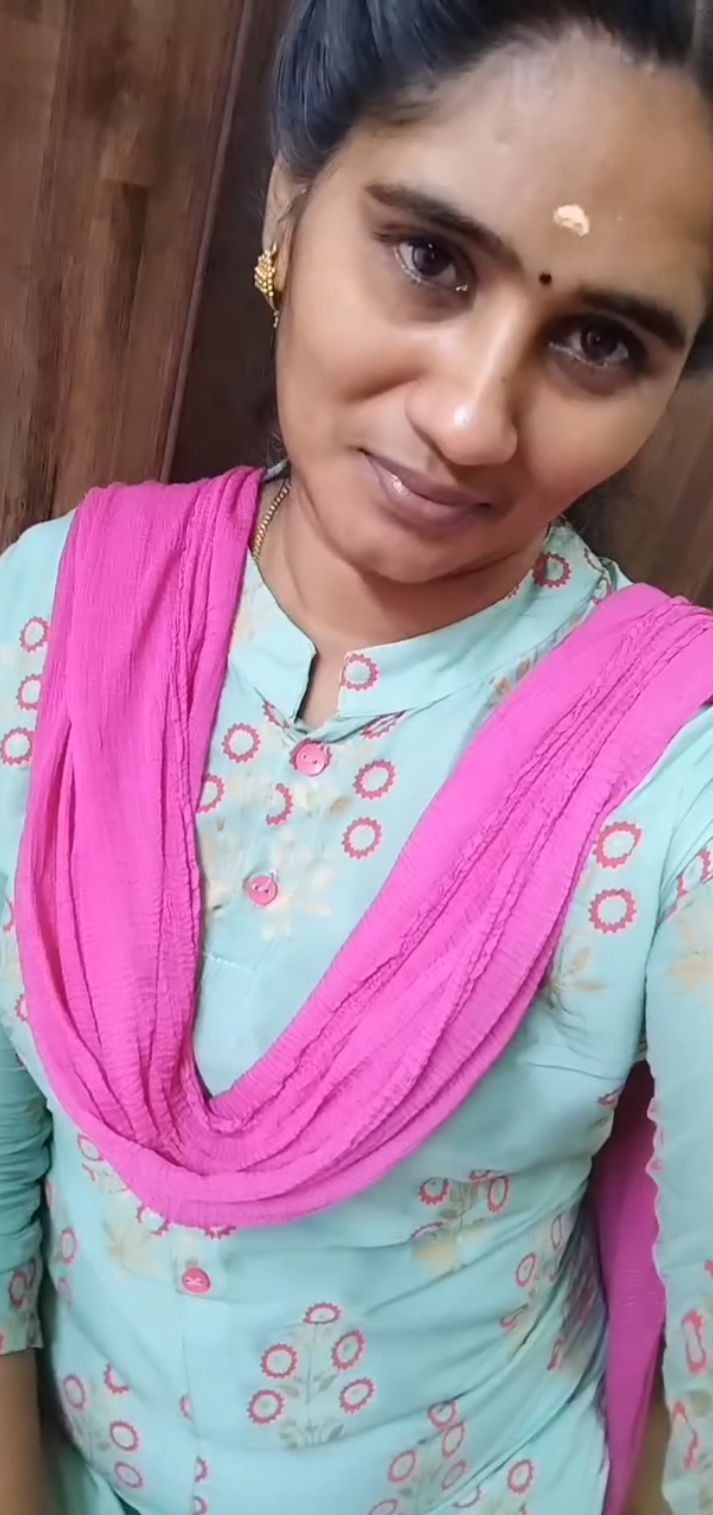 100% GENUINe ESCORT SERVICE LOW RATE TAMIL VILLAGE MADAM HOME SERVICE photo 1