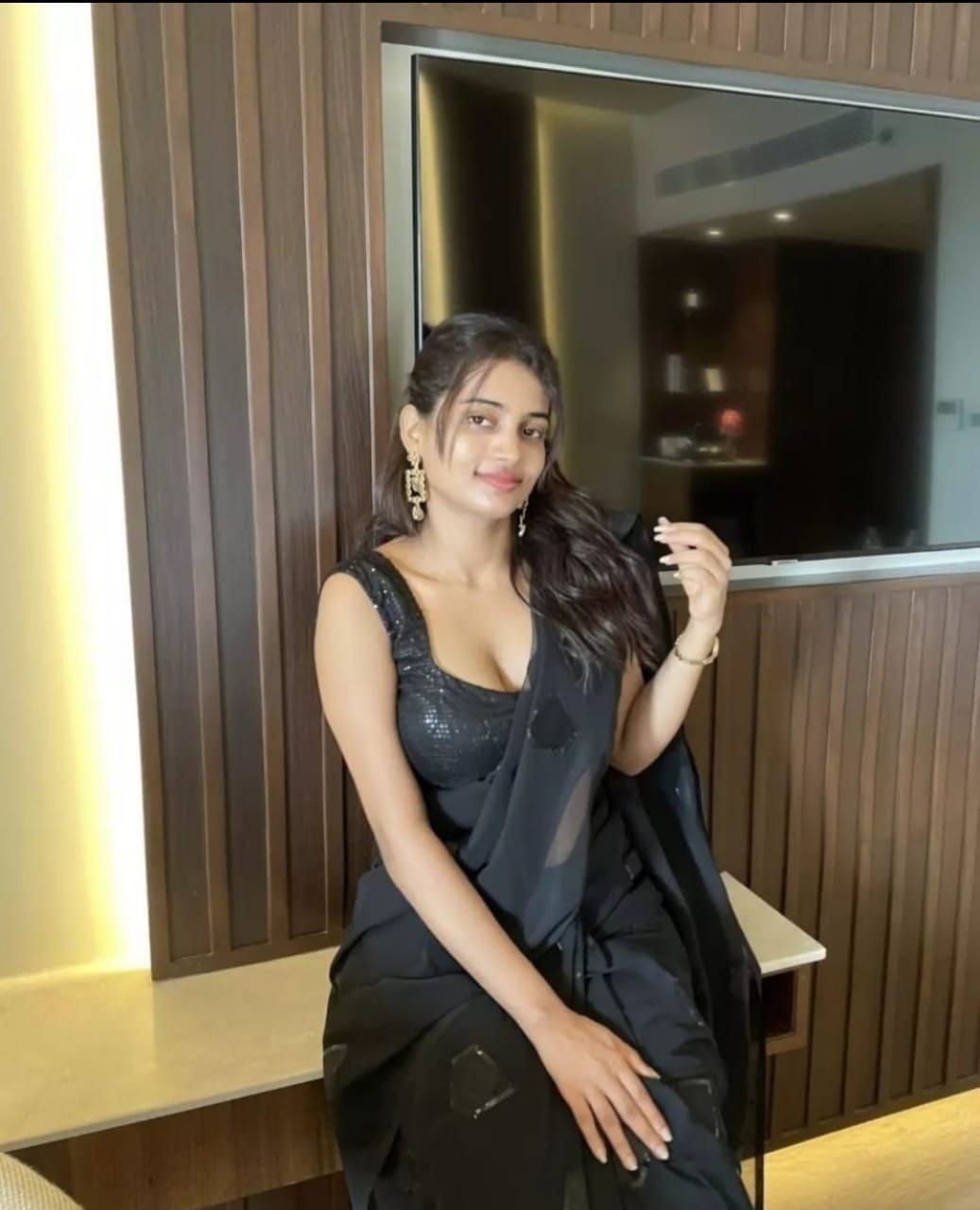 Myself Divya low price girl trusted safe and secure service wd in Matheran