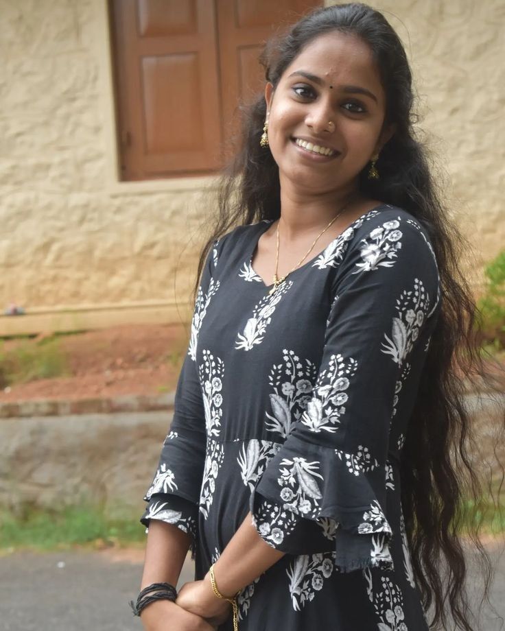 Tirunelveli Tamil girls available 24 hr in call out call REAL MEETING photo 4