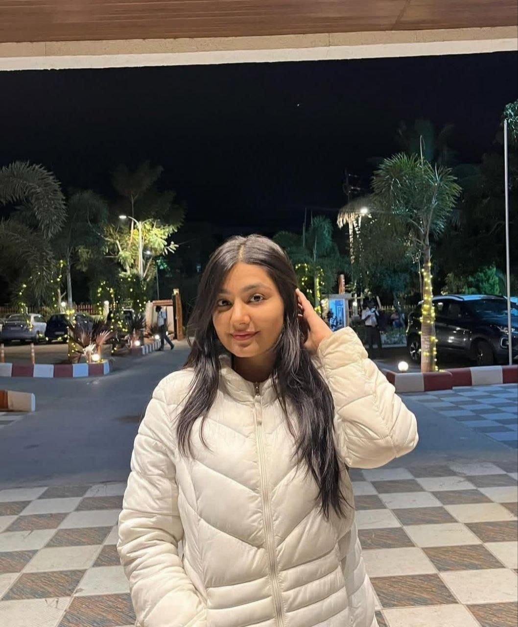 Bihar LOW PRICE HIGH PROFILE VIP CALL GIRL HOTEL AND HOME photo 2