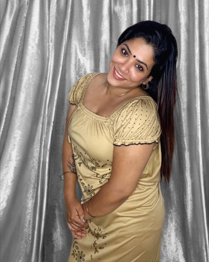 Lavanaya_tamil_girl_24/7⏰ மணி நேரம்☬ கிடைக்கும்꧁༒வீட்டு சேவை _தமிழ் photo 2