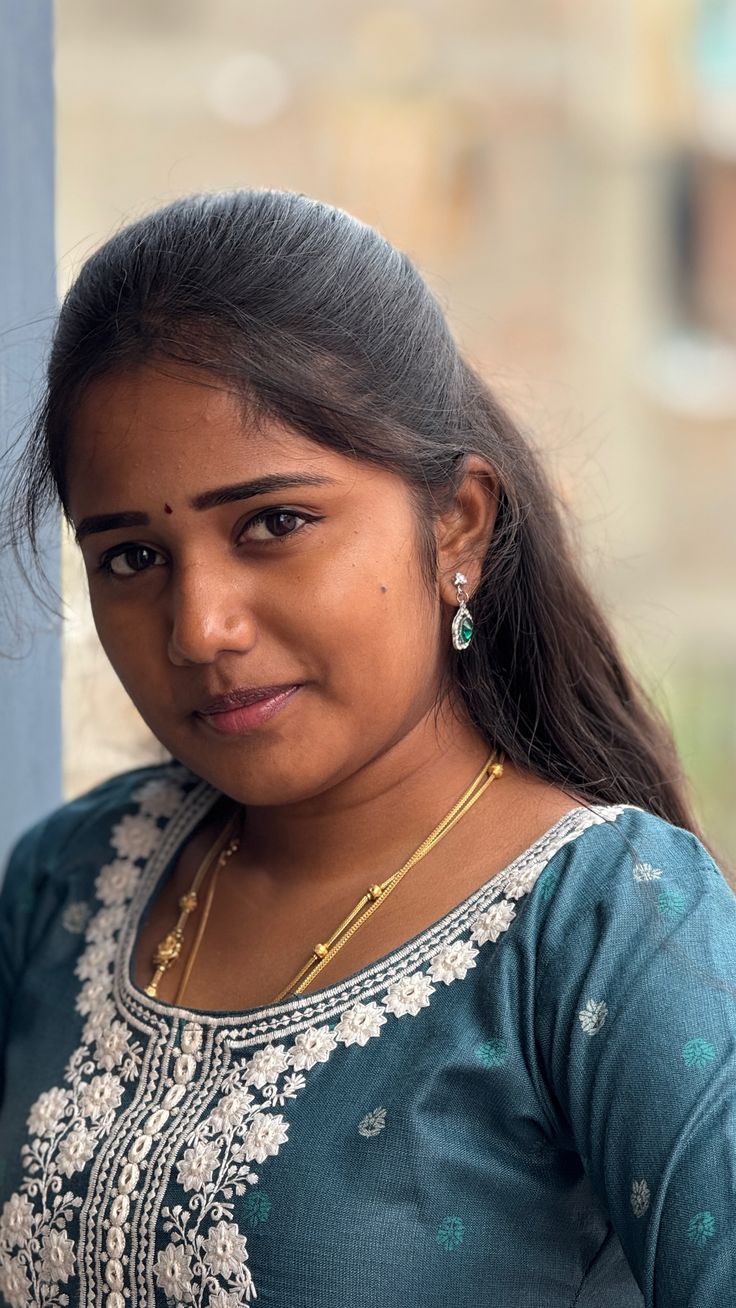 Ishita murugan... _24/7_hour available home 🏡 service or hotel 🏨o in Namakkal
