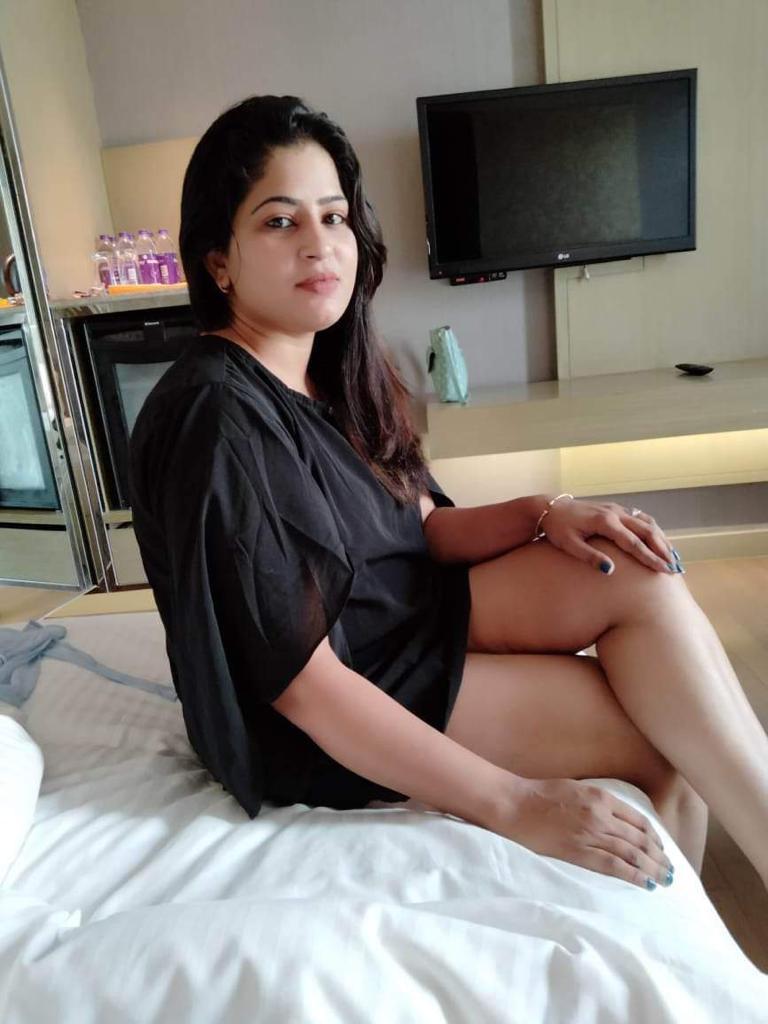 2000 Unlimited Shots High quality low price girls available now 19sh photo 2