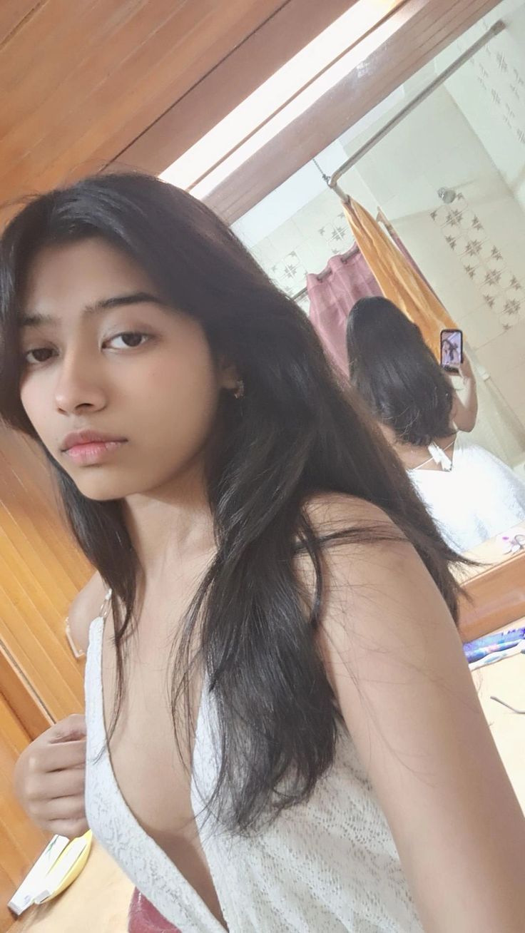 Amreli escort service photo 2
