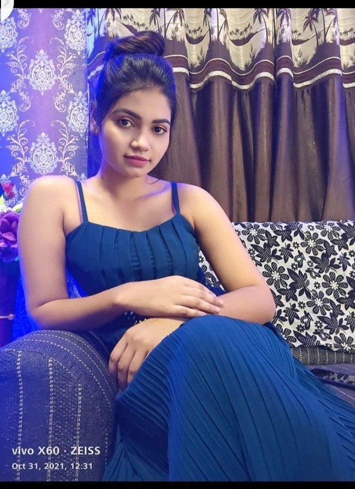 Pondicherry call girl service college girls and bhabhi aunty availabl photo 3
