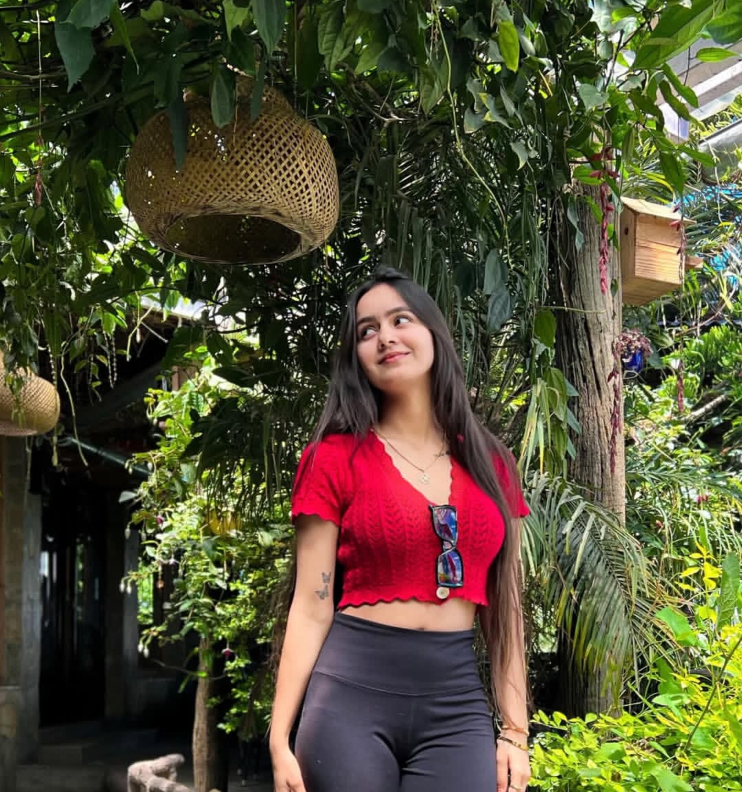 Kozhikode Kerala all area romantic model available  in Kozhikode