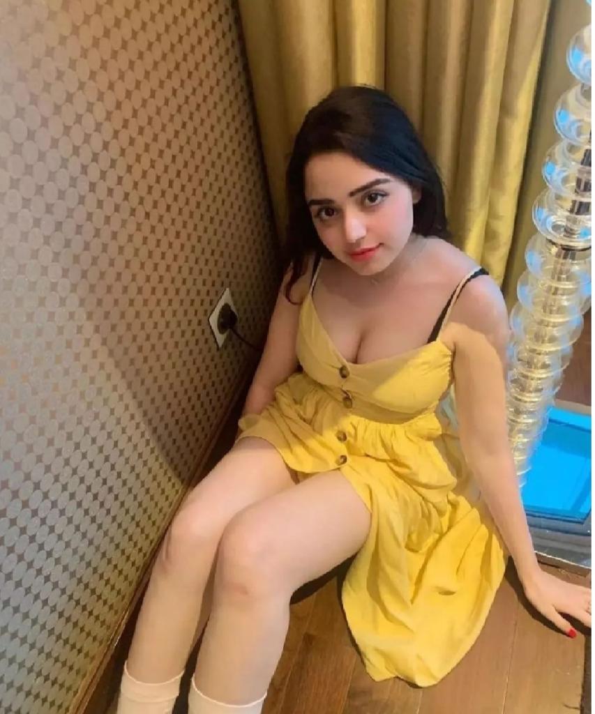 Shot.1500 full night 5000..💫, Full safe geniune service in Kozhikode