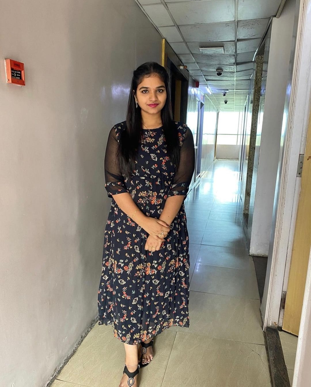 Varanasi 2000unlimited short high profile call girl incall.outcall photo 2
