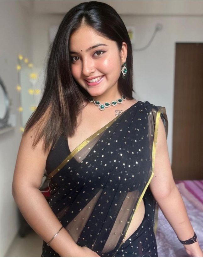 Varanasi 2000unlimited short high profile call girl incall.outcall photo 3