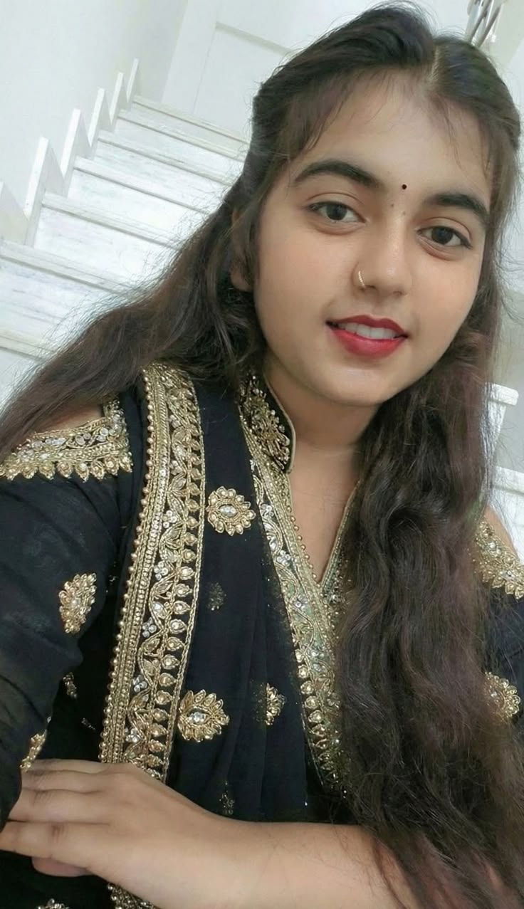 🤝*Welcome To Real Service*🤝  *1 hr - 2 hr* 1000 - 1500    2 - 3 shot in Bandra 
