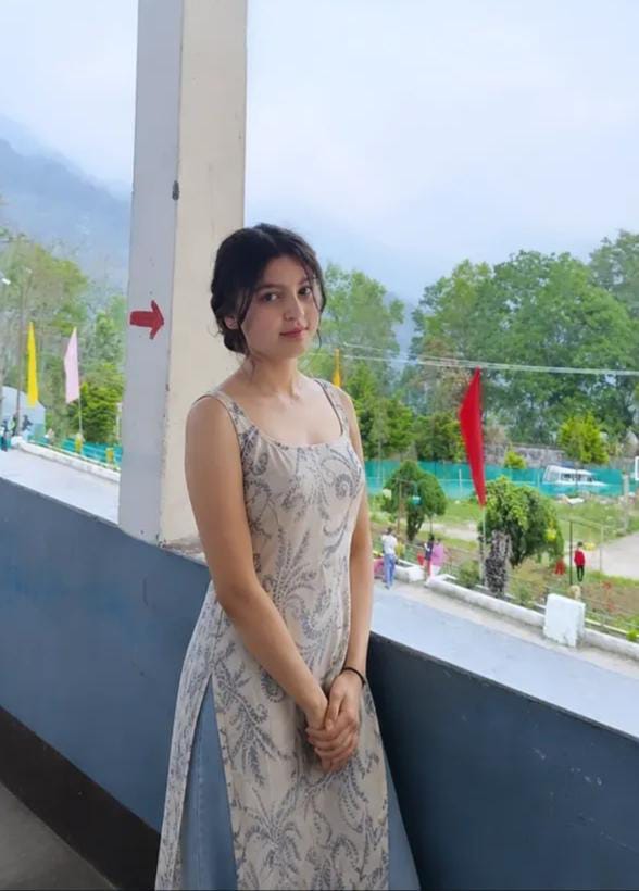 RAGINI REAL MEET DOOR STEP INDEPENDENT CALL GIRLS SERVICE  photo 2