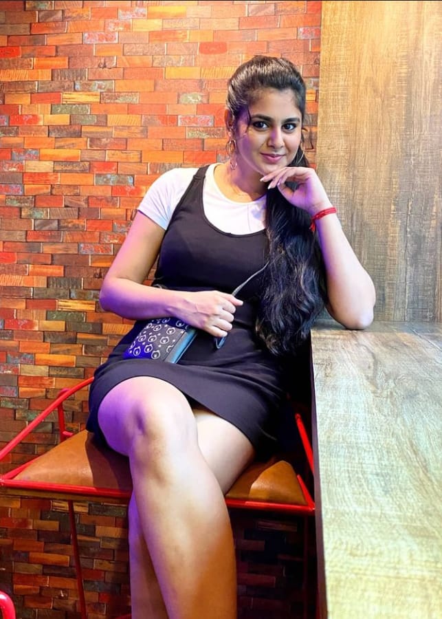 KOLKATA ✓ALL TYPE ESCORT IN LOW COST WITH SECURE PLACE SO BOOK  photo 5