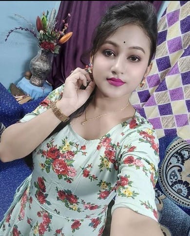 Hand to hand payment hotel room safe and secure hotel booking apka  photo 4