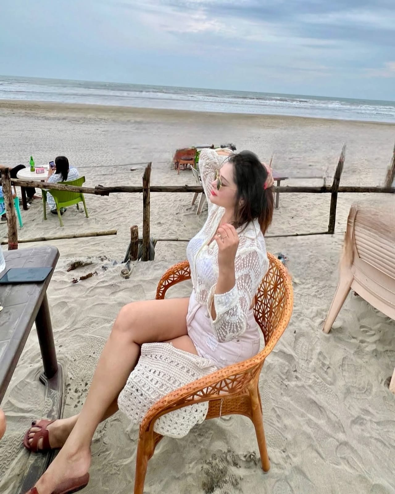 Cash PAYMENT HIGH PROFILE CALL GIRL ESCORT SERVICE The GENUINE photo 4