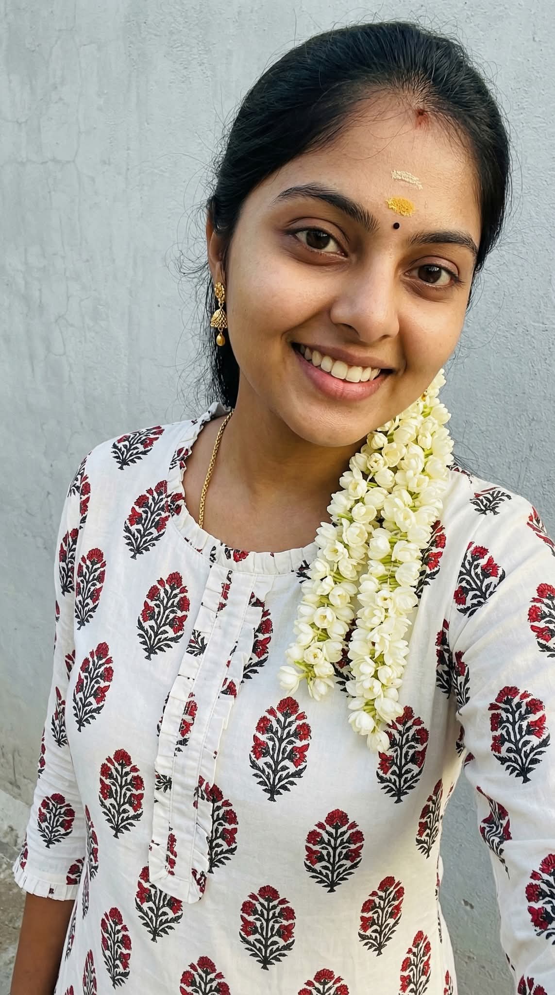 Cuddalore tamil coll girls escorts service centre  photo 2