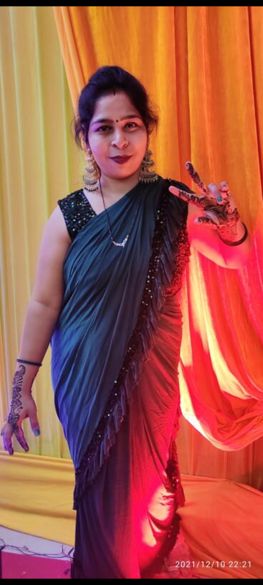 Hiiiiii i m anju bhabhi divorce big size boobs hot body butiful photo 1